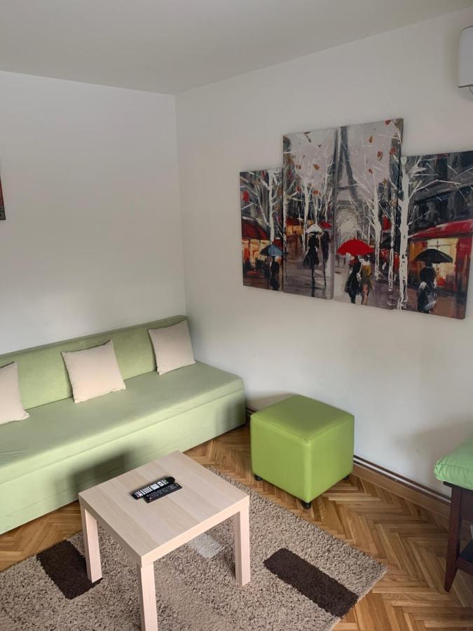 Apartman Fuerte 2 Beograd Eksteriør billede