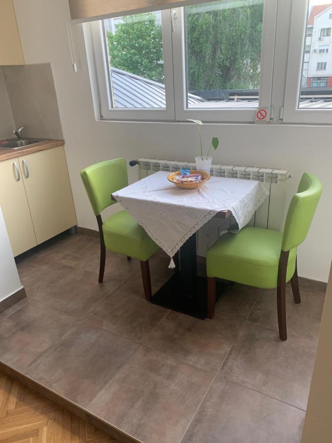 Apartman Fuerte 2 Beograd Eksteriør billede